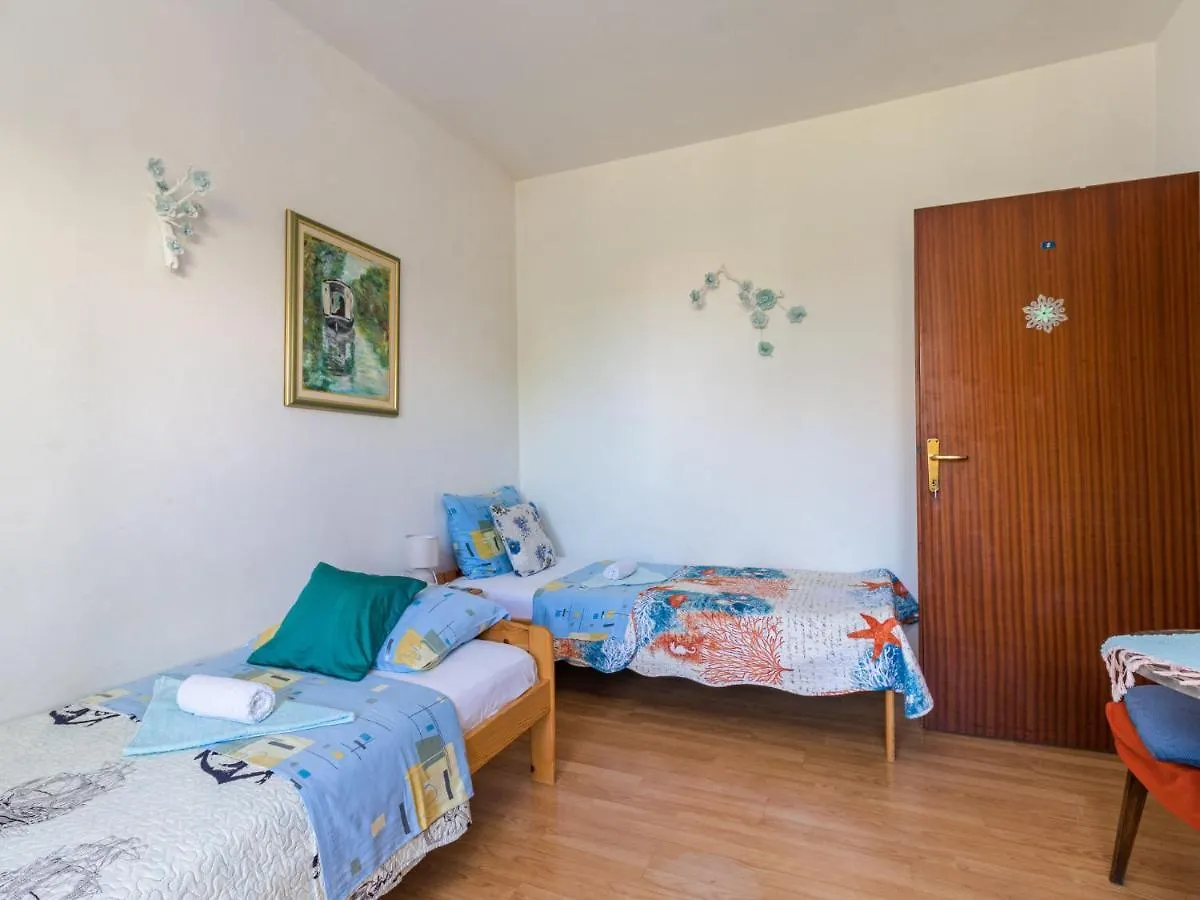 Apartment Bellevue - Pul332 By Interhome Pjescana Uvala
