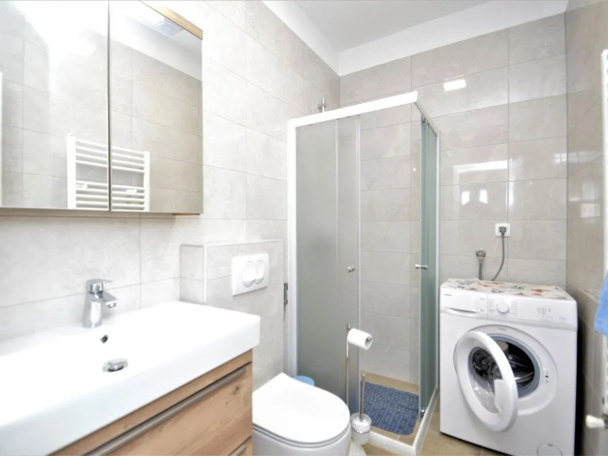 Apartment Bellevue - Pul332 By Interhome Pjescana Uvala 0*,